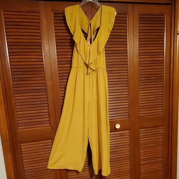 Xhilaration Pants - NWOT Xhilaration jumpsuit